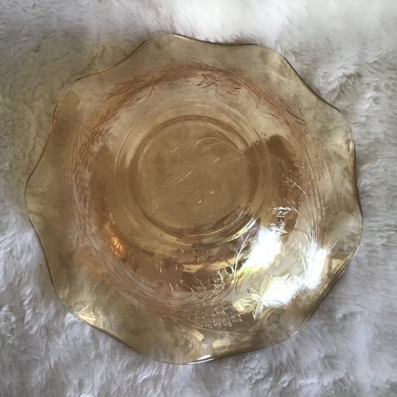 Vintage Iridescent Ruffled Edge Amber Carnival Glass Serving / Centerpiece Bowl - Picture 6 of 9